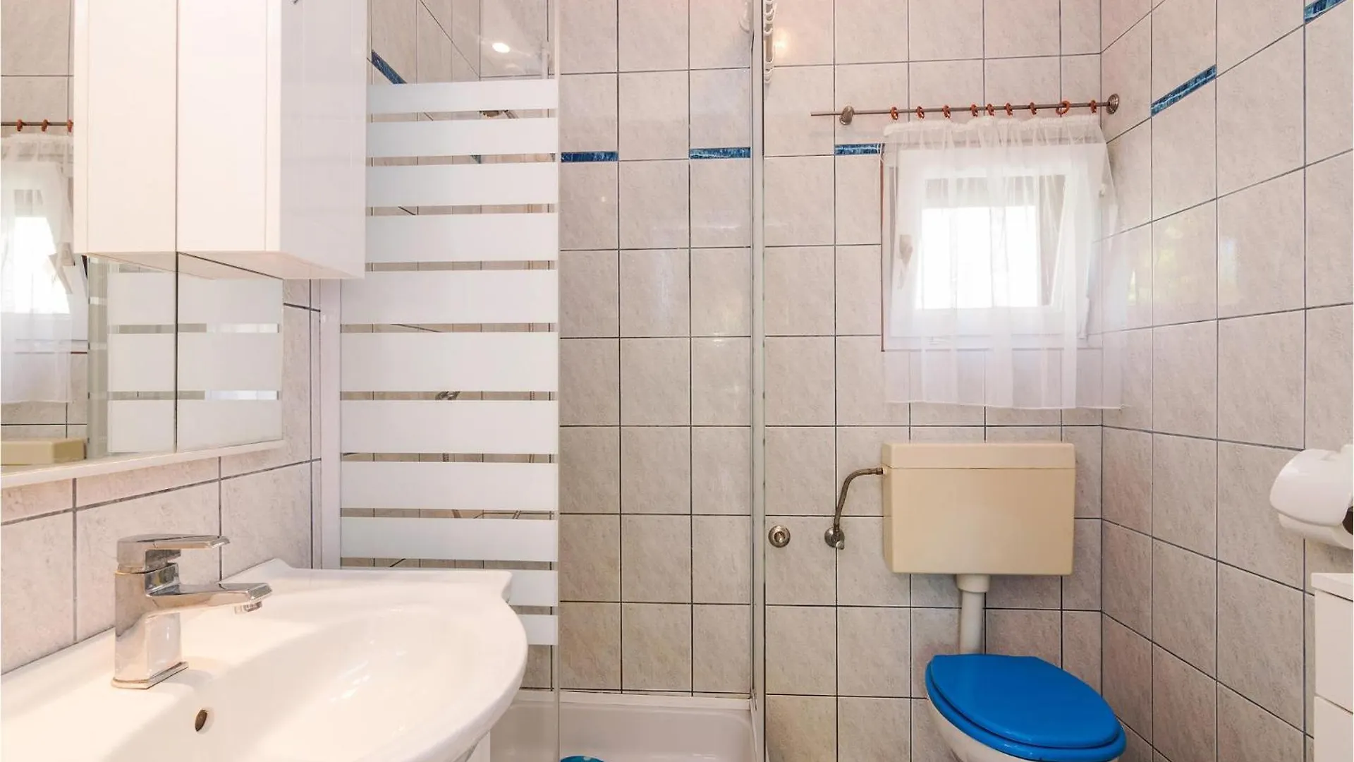 4 Bedroom Lovely Home In Privlaka 0*, Privlaka (Zadar) Croácia